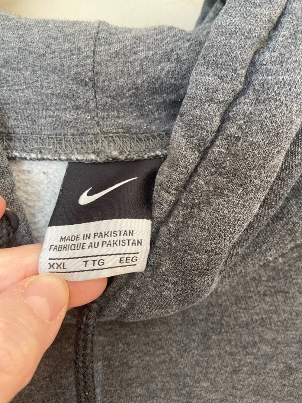 Nike‎ Charcoal Gray Pullover Hoodie with White Swoosh XXL